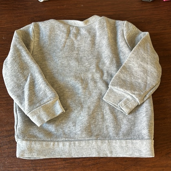 Nickelodeon Paw Patrol 3T Sweatshirt with embroidered capes - Picture 4 of 4